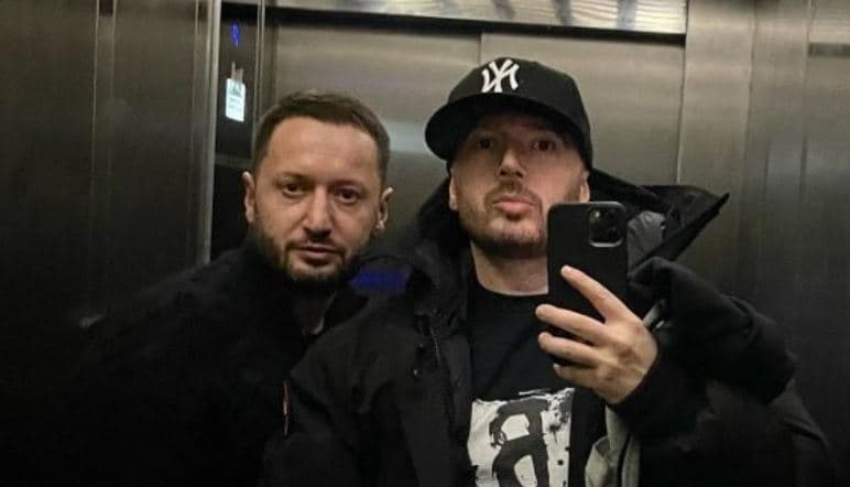 Tragjedia e vëllait të Unikkatilit: Çfarë zbuloi policia në banesën e Mentorit pas incidentit fatal (VIDEO)