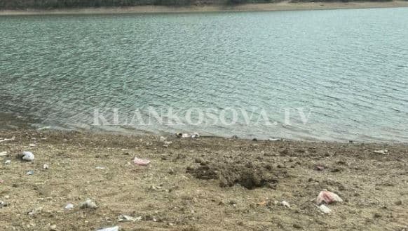 Ja ku u gjet granata e dorës te Liqeni i Badocit (FOTO)
