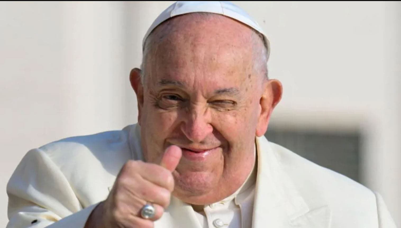 Papa Françesku sot do të dalë nga spitali, dhe do t'i përshëndet njerëzit