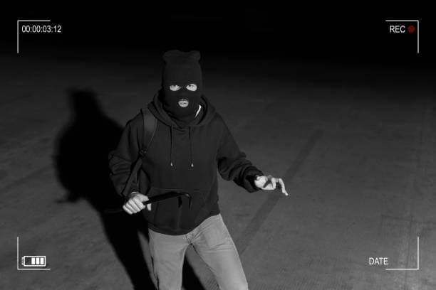 Policia arreston 24 vjeçin në Prishtinë, u përfshi në mbi shtatë raste vjedhjesh për dy muaj