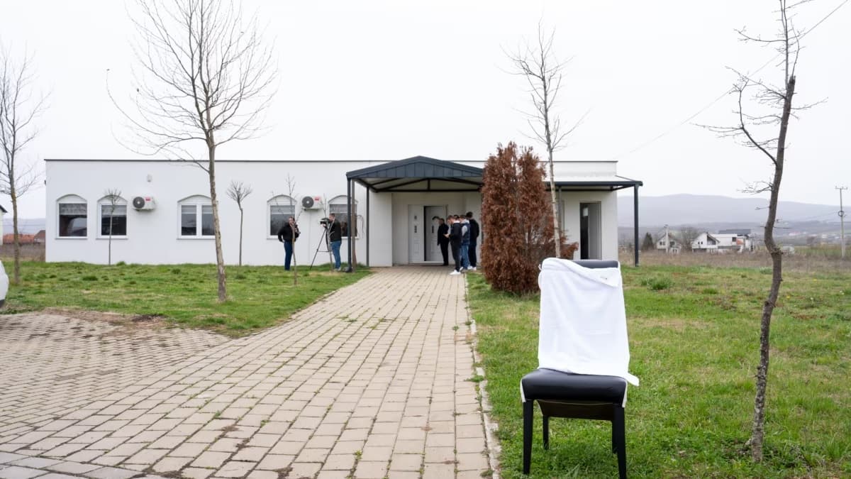 “Vrasja e nënës sime duhet të jetë rasti i fundit”, thotë djali i Nexhmije Haradinit që u vra në Vushtrri