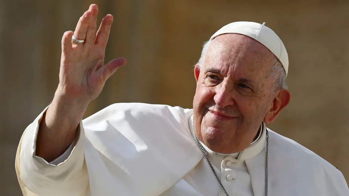 Vdes Papa Françesku, thotë Vatikani