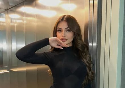 Influencerja Elsa Tolaj reagon për humbjen e babait