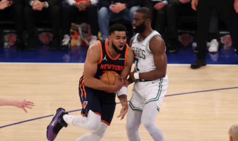 Bostoni e fiton në shtesë derbin me New York-un