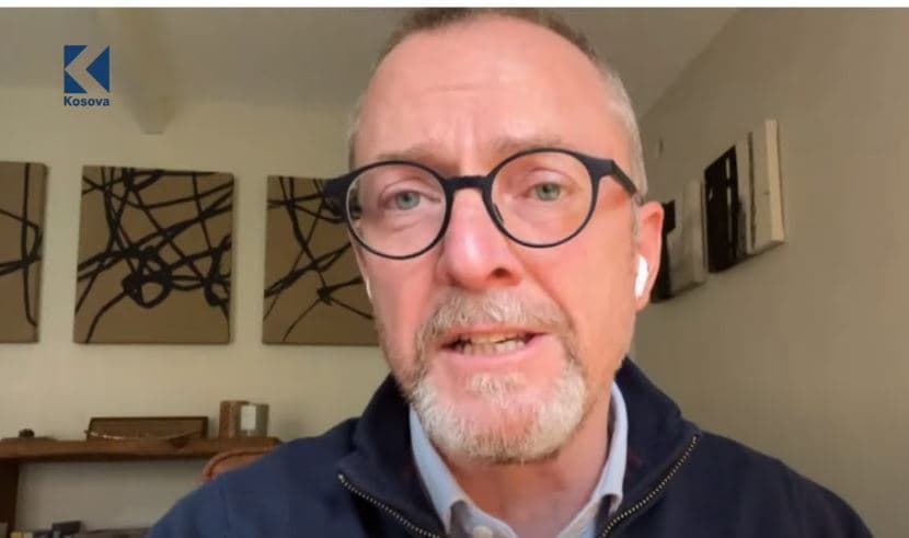 Clewlow: Serbia po zhvillon fushatë hibride në Kosovë e Ballkan me ndihmën e Rusisë dhe aleatëve të saj (VIDEO) 