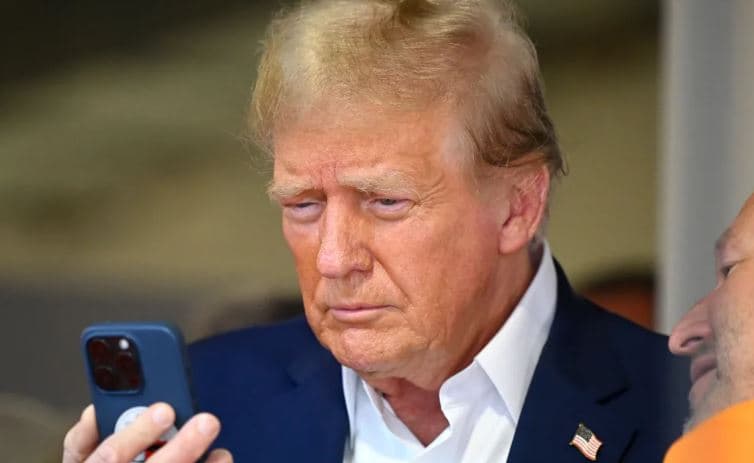 Pajisjet elektronike përjashtohen nga tarifat e fundit të Trump