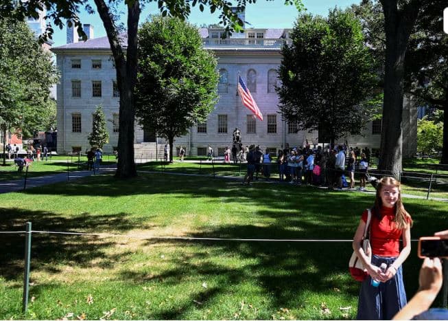 Trump kërcënon të heqë statusin e përjashtimit nga tatimi për Harvardin, pas mosmarrëveshjeve për protestat pro-palestineze