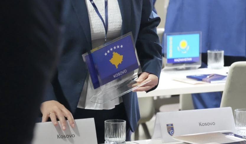 FFK: Kosova mori pjesë në Kongresin e UEFA-s në Beograd me simbole shtetërore