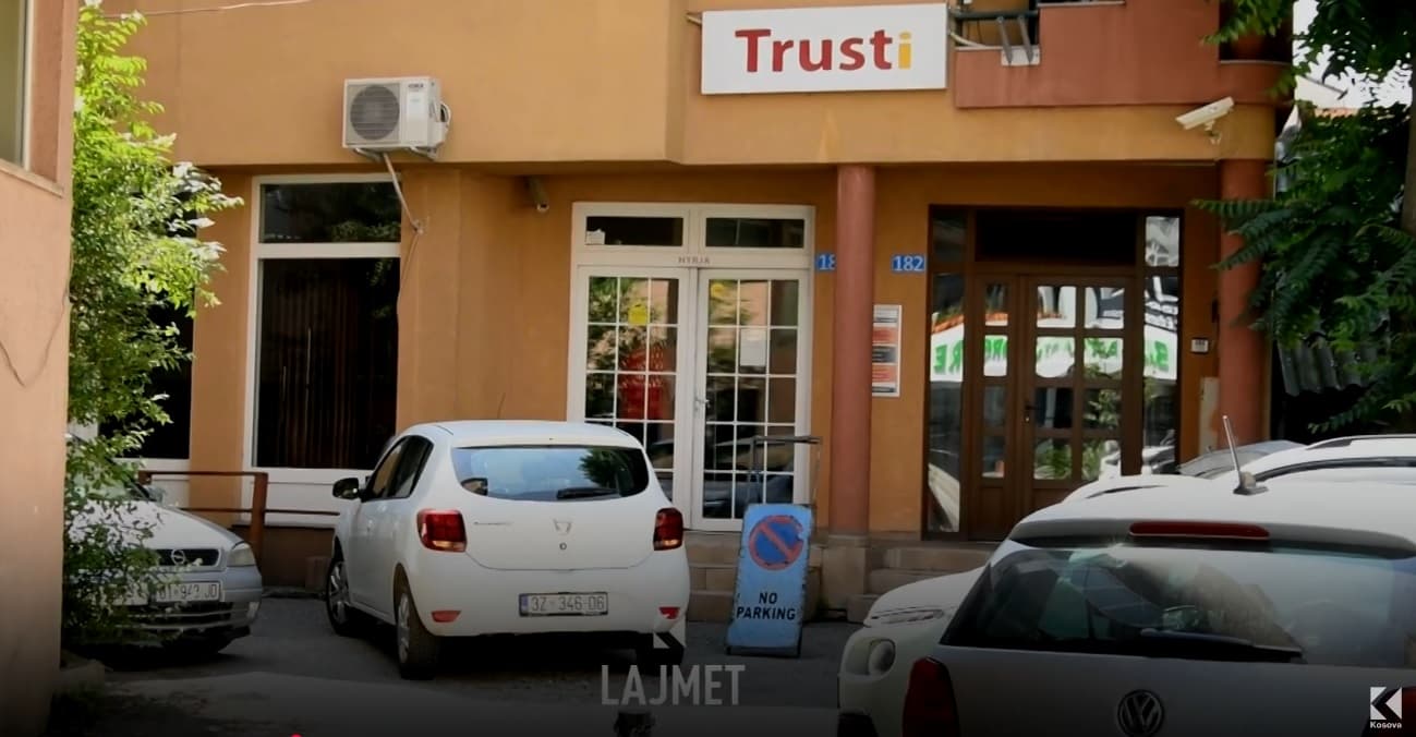 Tarifat e Trumpit godasin Trustin në Kosovë (VIDEO)