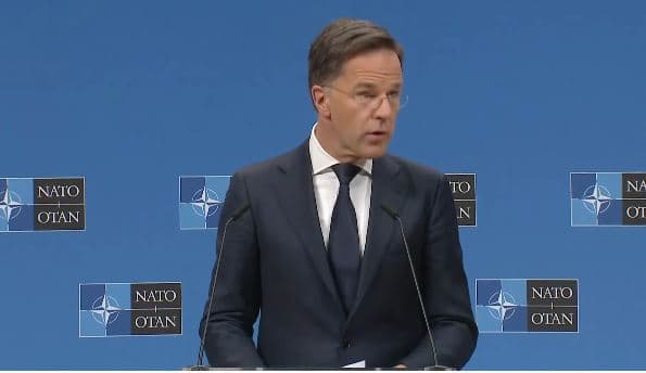 Shefi i NATO-s mohon se takimi i fundit Trump-Zelensky ishte një “katastrofë”