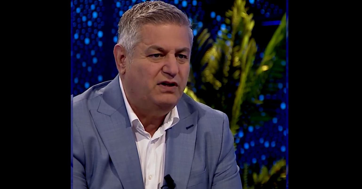 Flet Shakohoxha për futjen e flamurit në lojën e Shqipërisë me Serbinë: E këndova himnin