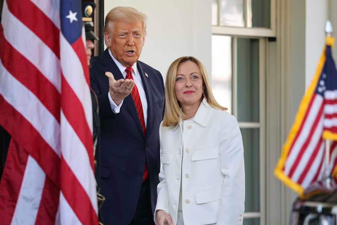 “Tarifat po na bëjnë të pasur”, Trumpi nuk ngutet për marrëveshje tregtare