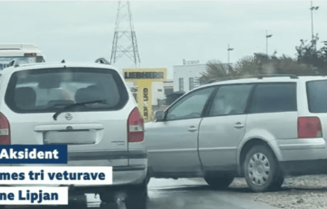 Tri vetura përfshihen në një aksident në Lipjan (VIDEO)