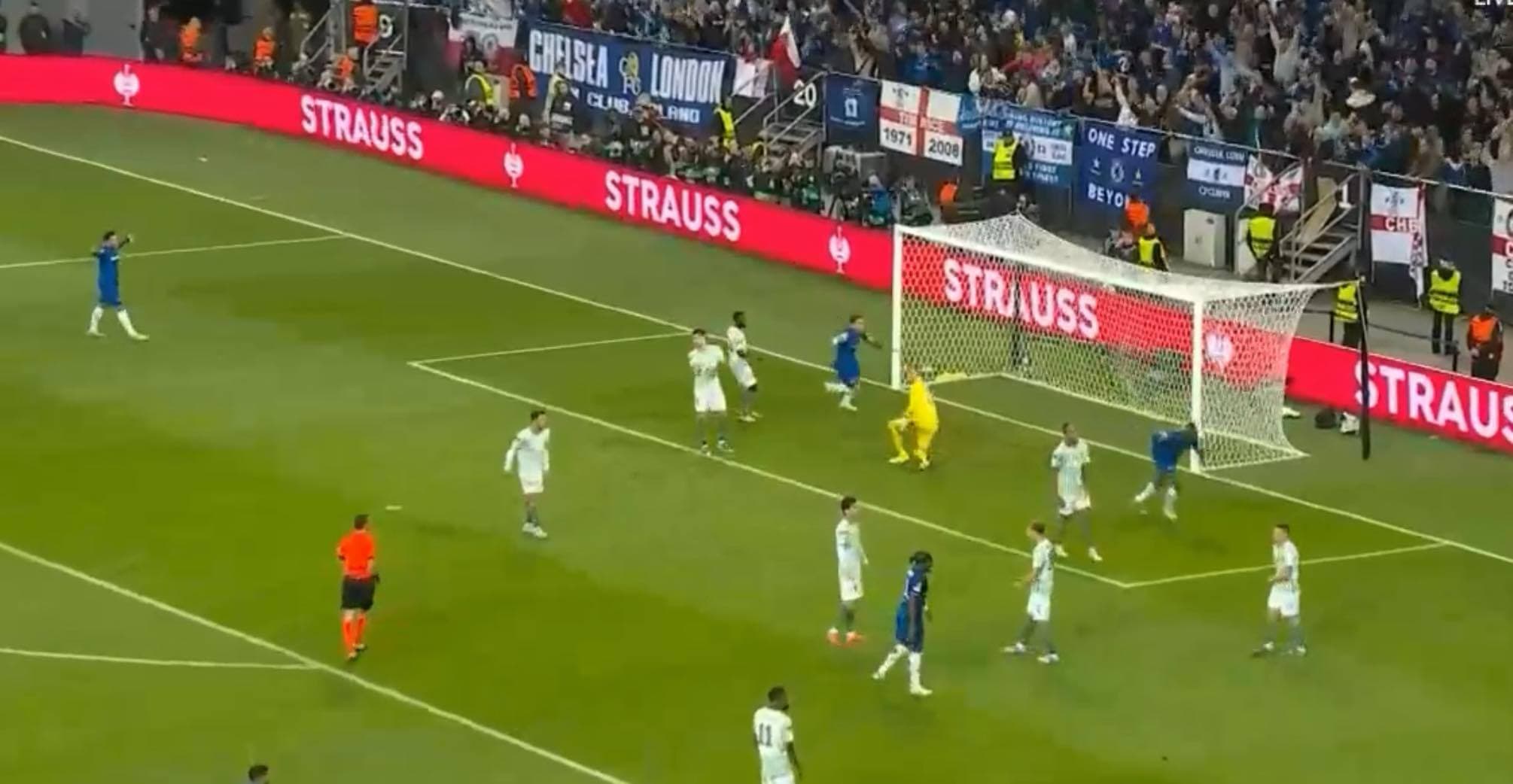 Përmbyset gjithçka, Chelsea në epërsi ndaj Betisit