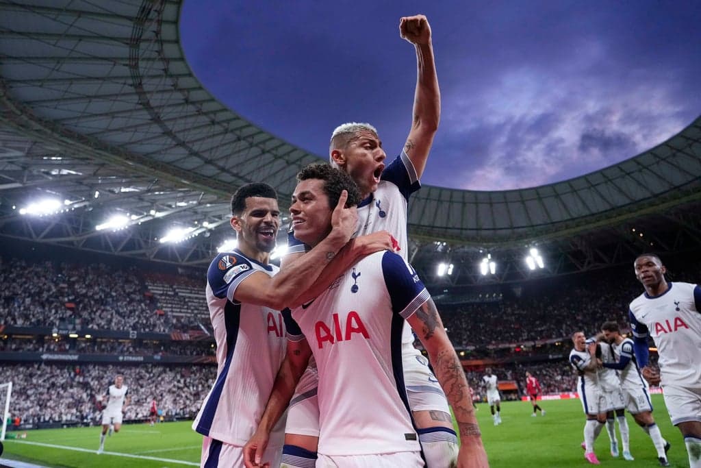 "Djajtë" në ferr, "Spurs" në majë të Evropës