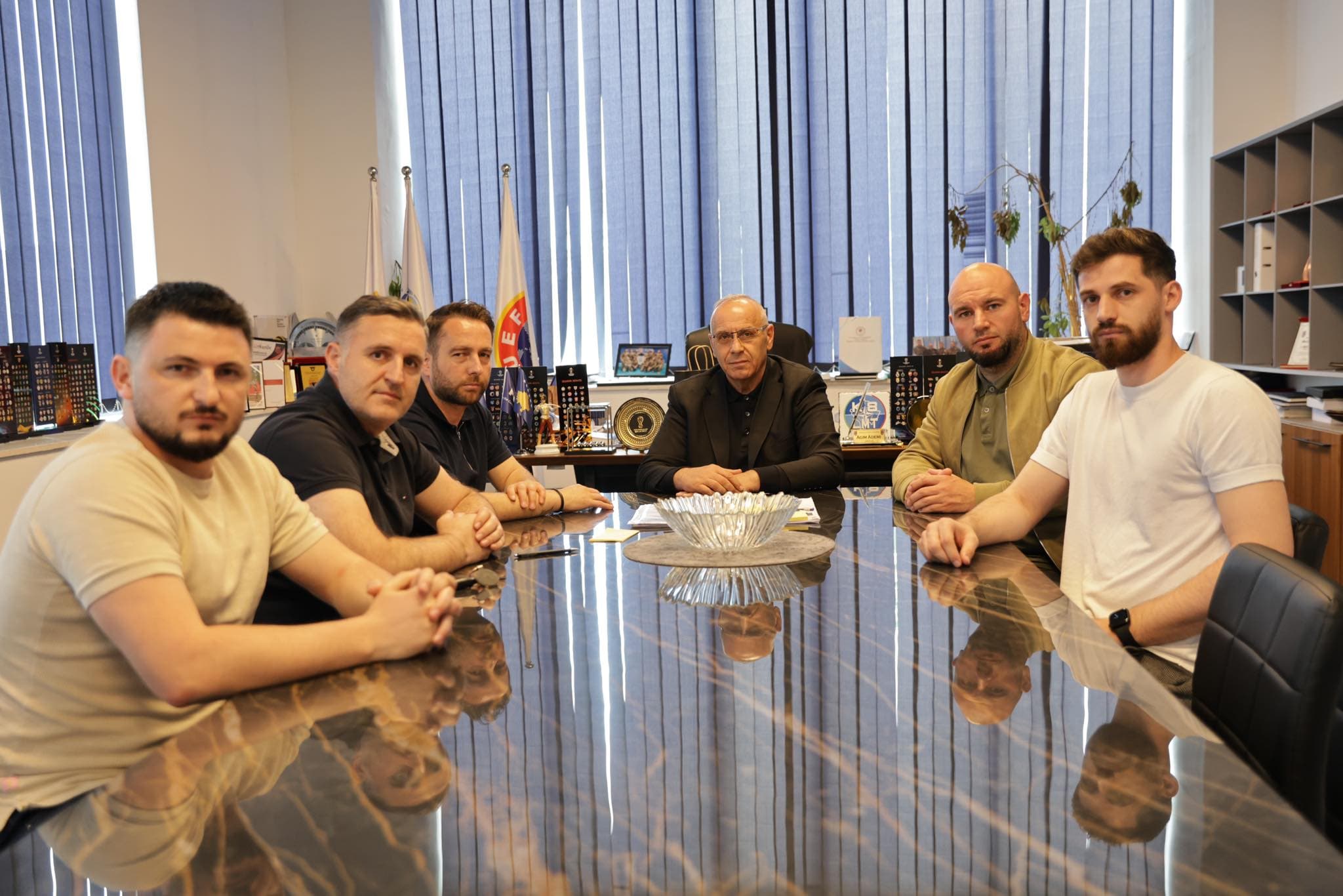 Rrezikimi i shëndetit të futbollistëve, Ademi mbledh Këshillin Mjekësor: Të forcohen masat emergjente