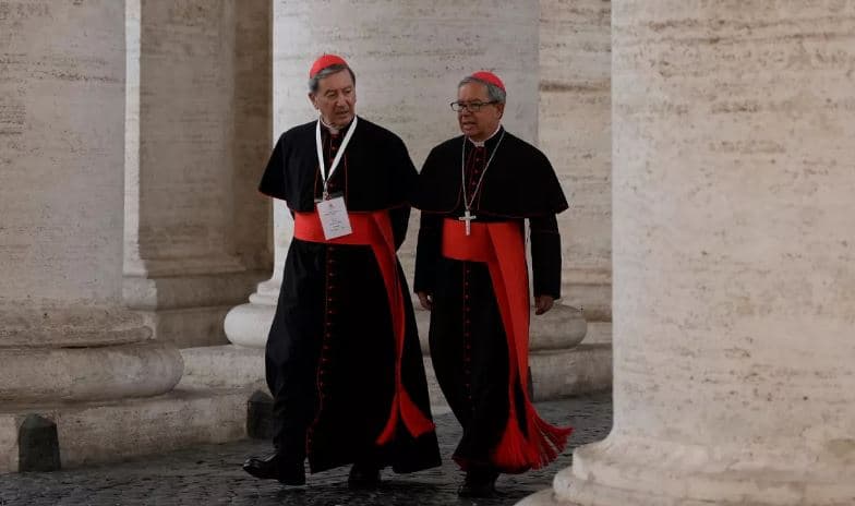 Një ditë para votimit për Papën, Kardinalët përfundojnë takimet para-konklavit në Vatikan
