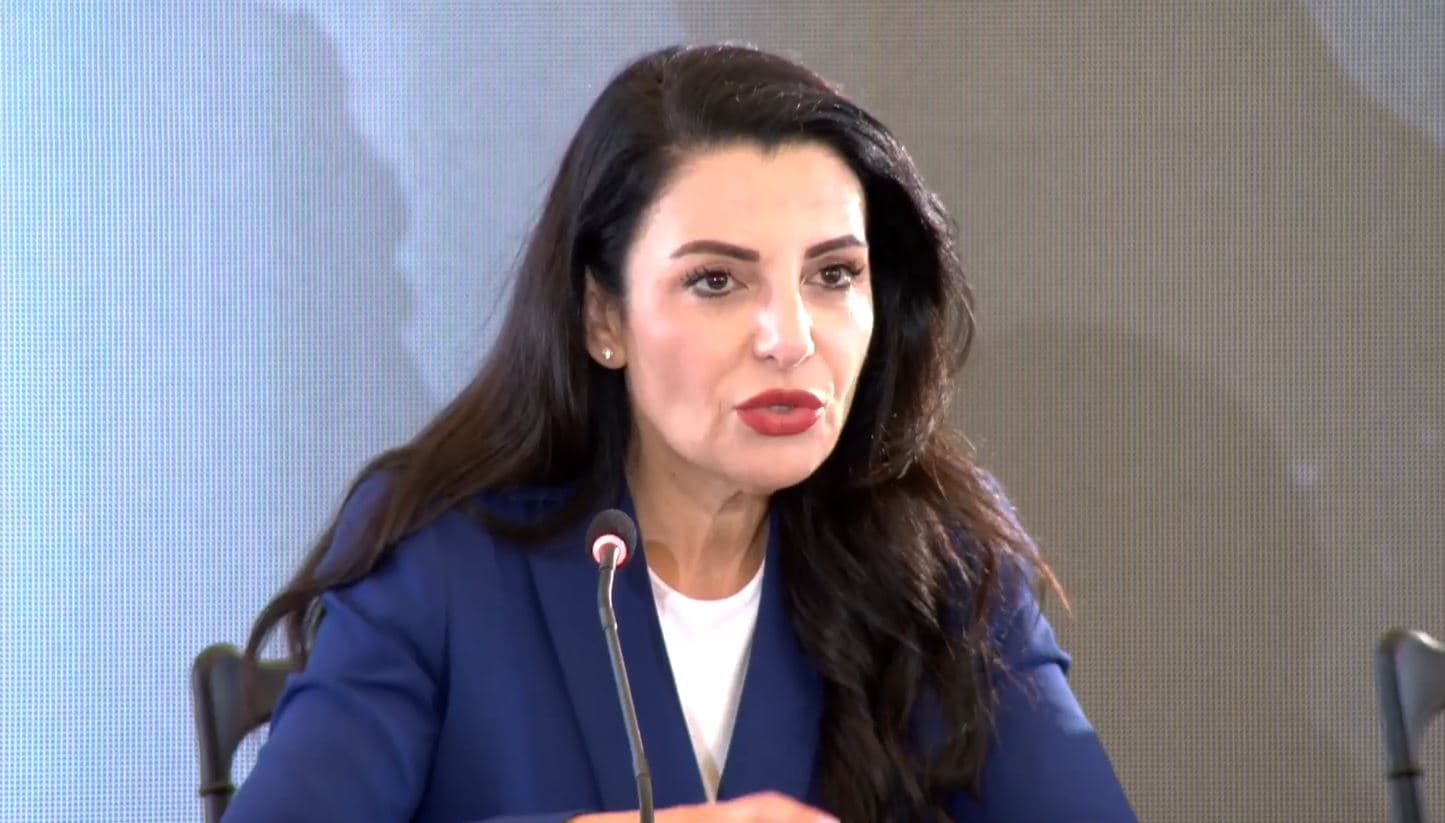 “PD nuk do t’i njohë zgjedhjet!” Balluku: Mandati i 12 në Fier ishte surprizë