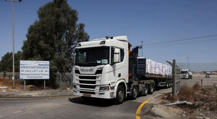Izraeli lejon ndihmat në Gaza pas bllokadës 11-javore