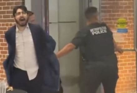 Ky është personi i dyshuar për vrasjen e dy izraelitëve në Washington