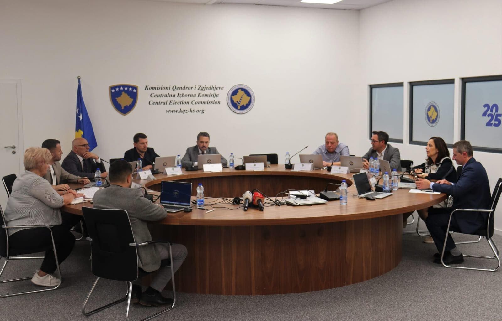 KQZ vendos për shkatërrimin e materialit zgjedhor të 9 shkurtit