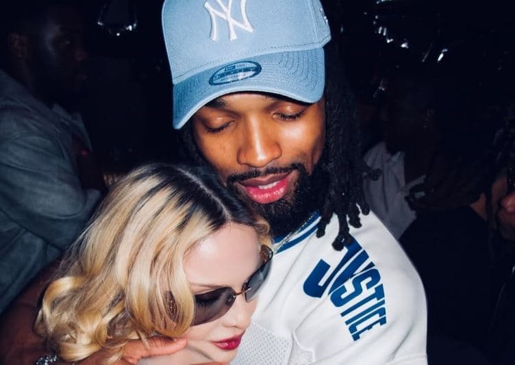 Madonna feston ditëlindjen e 29-të të partnerit të saj