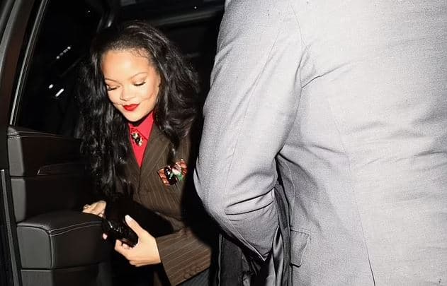 Rihanna plot stil në Nju Jork, është gati për Met Gala