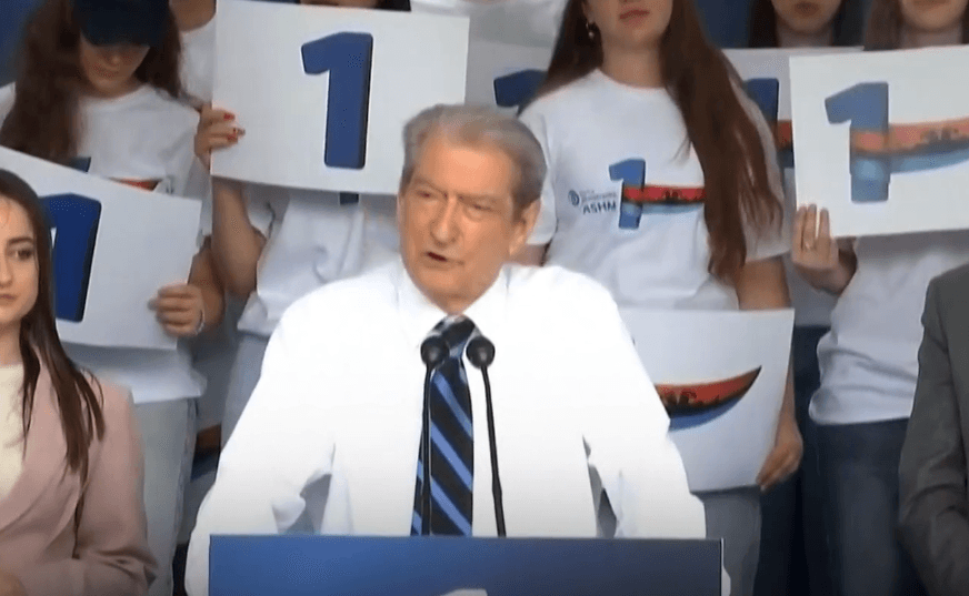 Berisha në Tropojë: “Rama është i padëshiruar” (VIDEO)