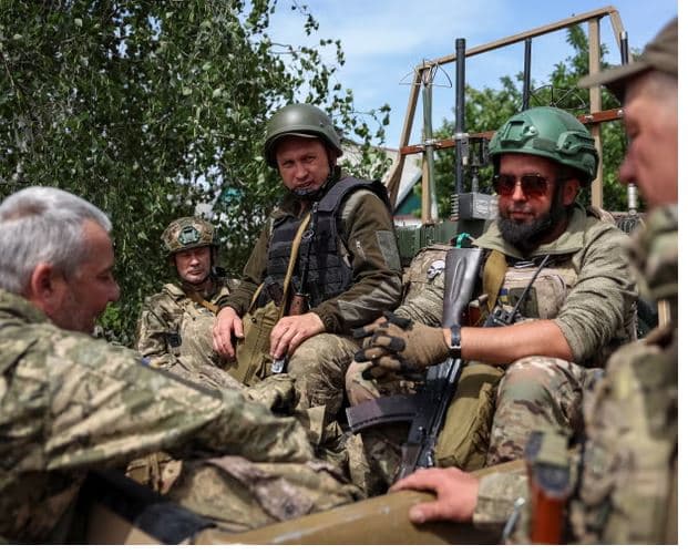 Ukraina lëshon valë dronësh drejt Moskës