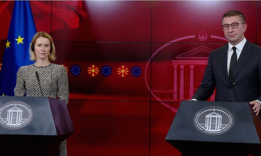 Kallas në Shkup: Rruga deri në anëtarësim nuk është e lehtë