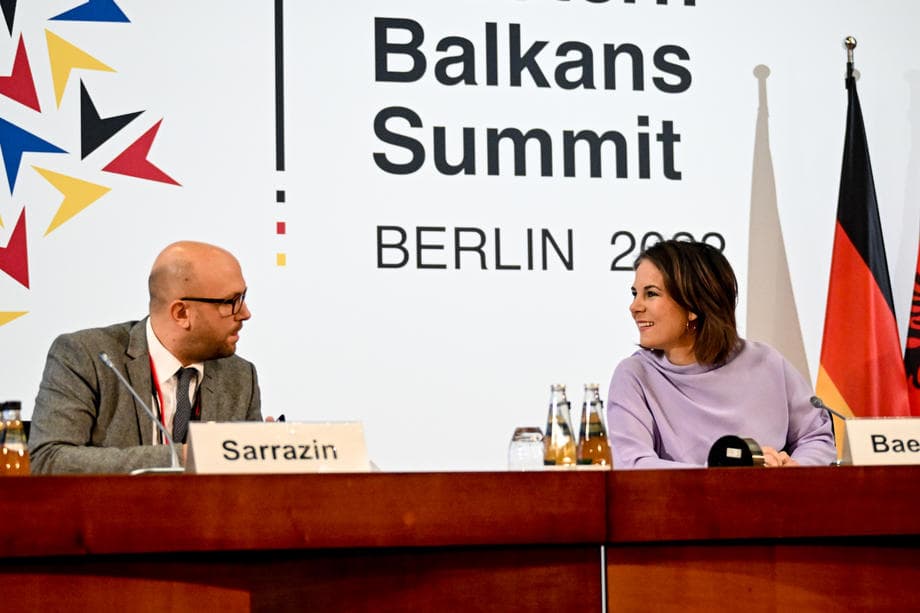 Merz heq të dërguarin për Ballkanin Perëndimor
