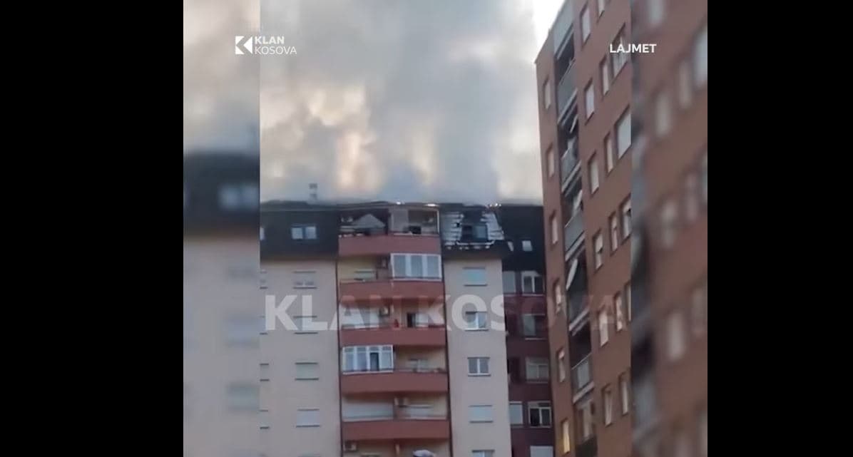 Merr flakë një banesë në Emshir, zjarrfikësit ende s'kanë dalë në vend të ngjarjes (VIDEO)