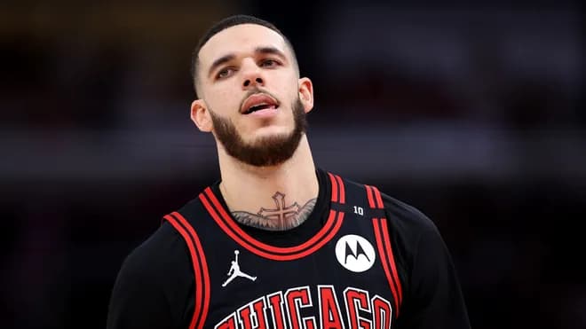 ZYRTARE: Lonzo Ball transferohet te Cleveland Cavaliers