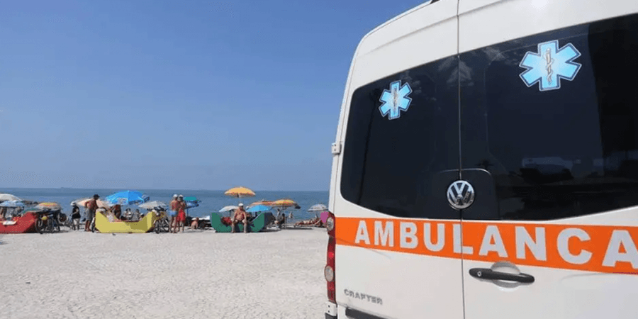 Humb jetën edhe një pushues në plazhin e Durrësit