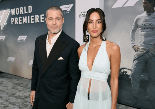 Brad Pitt i lumtur krah të dashurës së tij