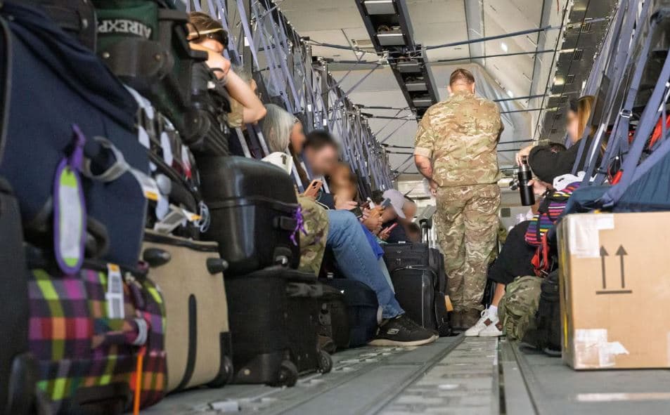 Fluturimi i dytë i evakuimit të britanikëve niset nga Izraeli
