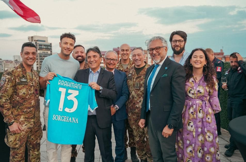 Historia e Rrahmanit lidh Kosovën me vendin tonë, thotë ambasada italiane pasi priti yllin e Napolit