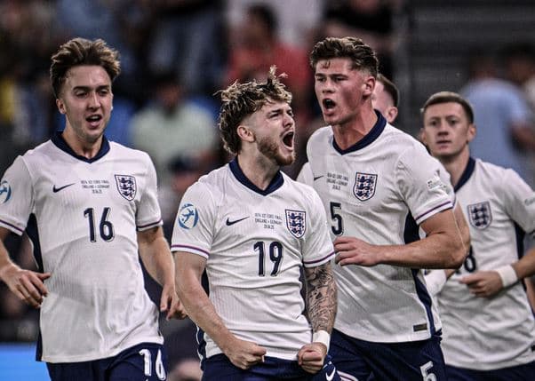 Talenti i Liverpoolit udhëheq Anglinë drejt triumfit në EURO U21
