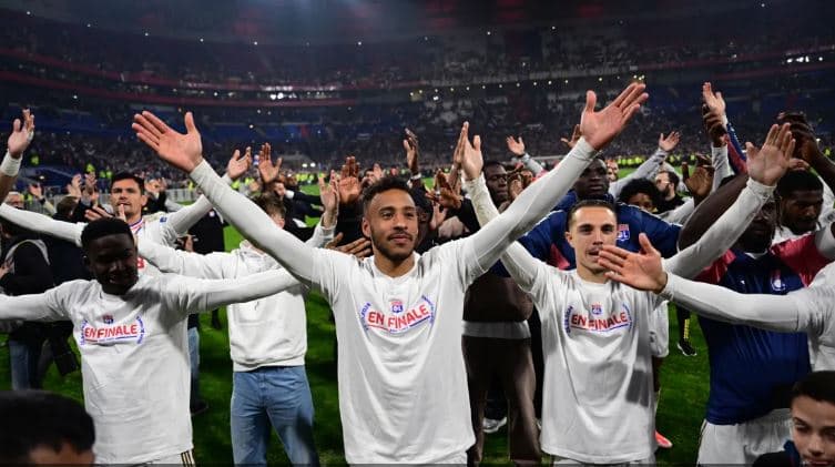 Olympique Lyon tërhiqet vullnetarisht nga Europa League