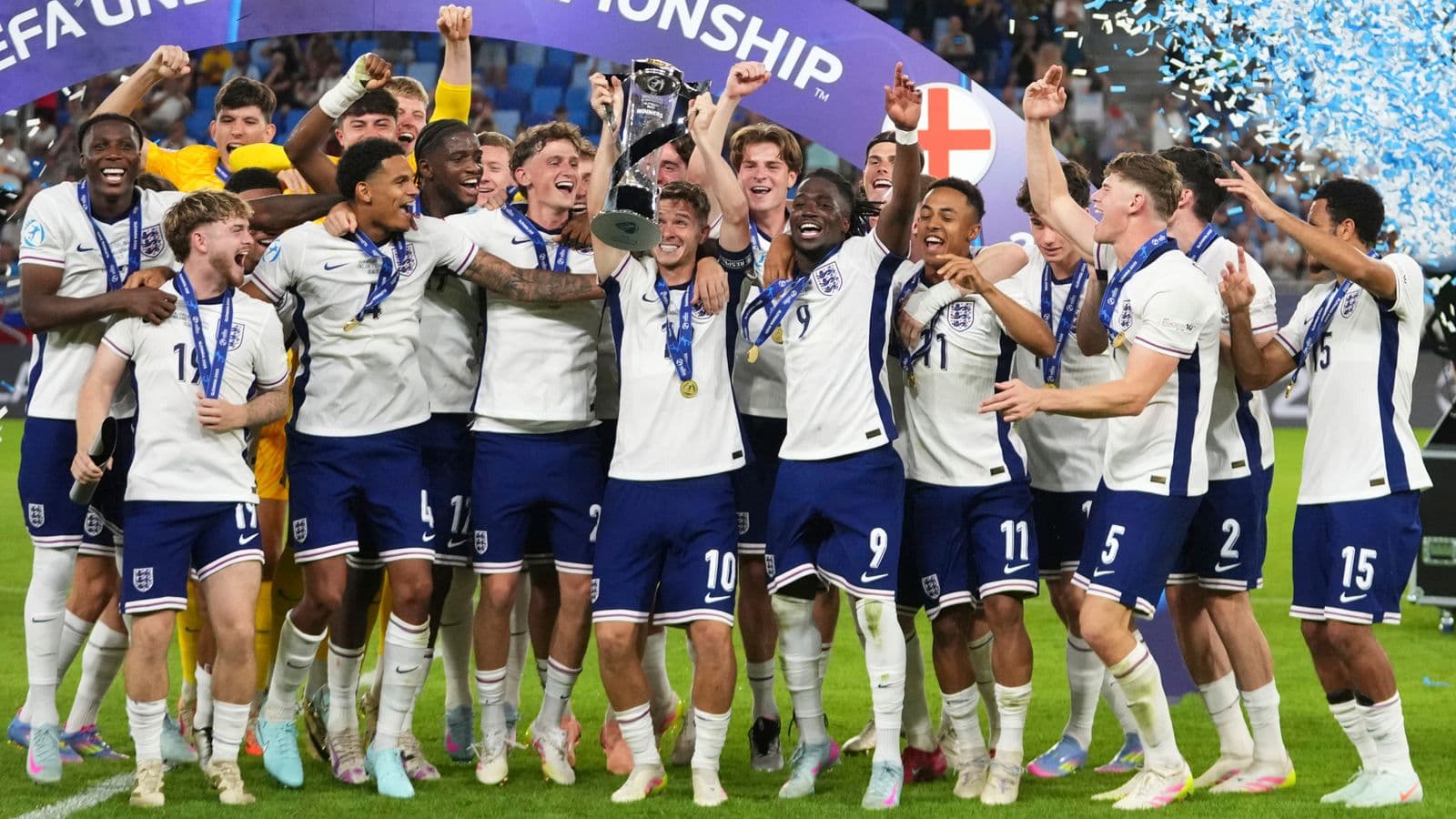 Futbollisti me prejardhje shqiptare shënoi, por e humbi finalen ndaj Anglisë