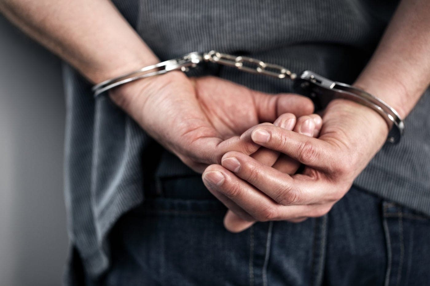 Gjuajtën me armë gjatë një ahengu në Prishtinë, arrestohen