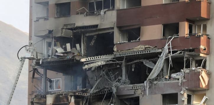 Izraeli thotë se goditi dhjetëra objektiva në Teheran