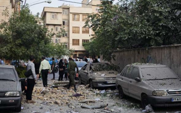 Paniku pushton qytetarët iranianë - Netanyahu premton sulme të reja
