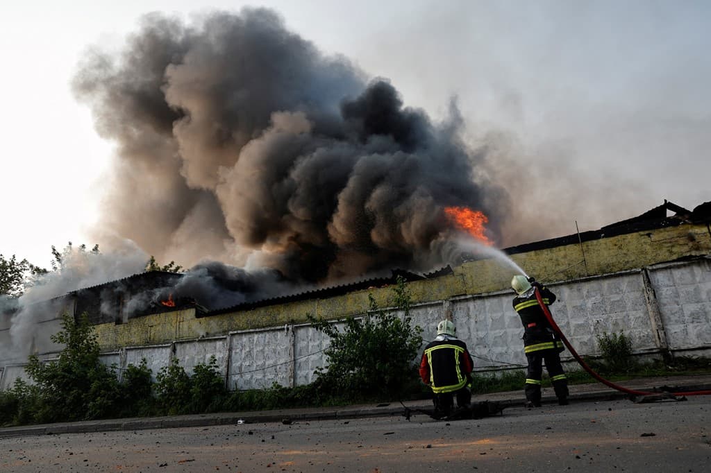 Sulm rus në Kiev të Ukrainës, vritet një grua
