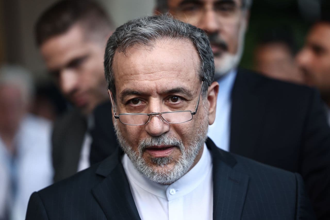 Ministri i Jashtëm iranian paralajmëron se sulmet amerikane do të kenë “pasoja të përjetshme”