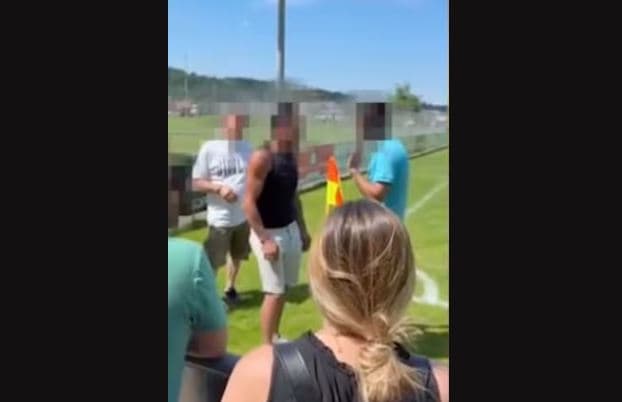 Skandal në Zvicër: Babai i futbollistit nga Kosova grushton referin