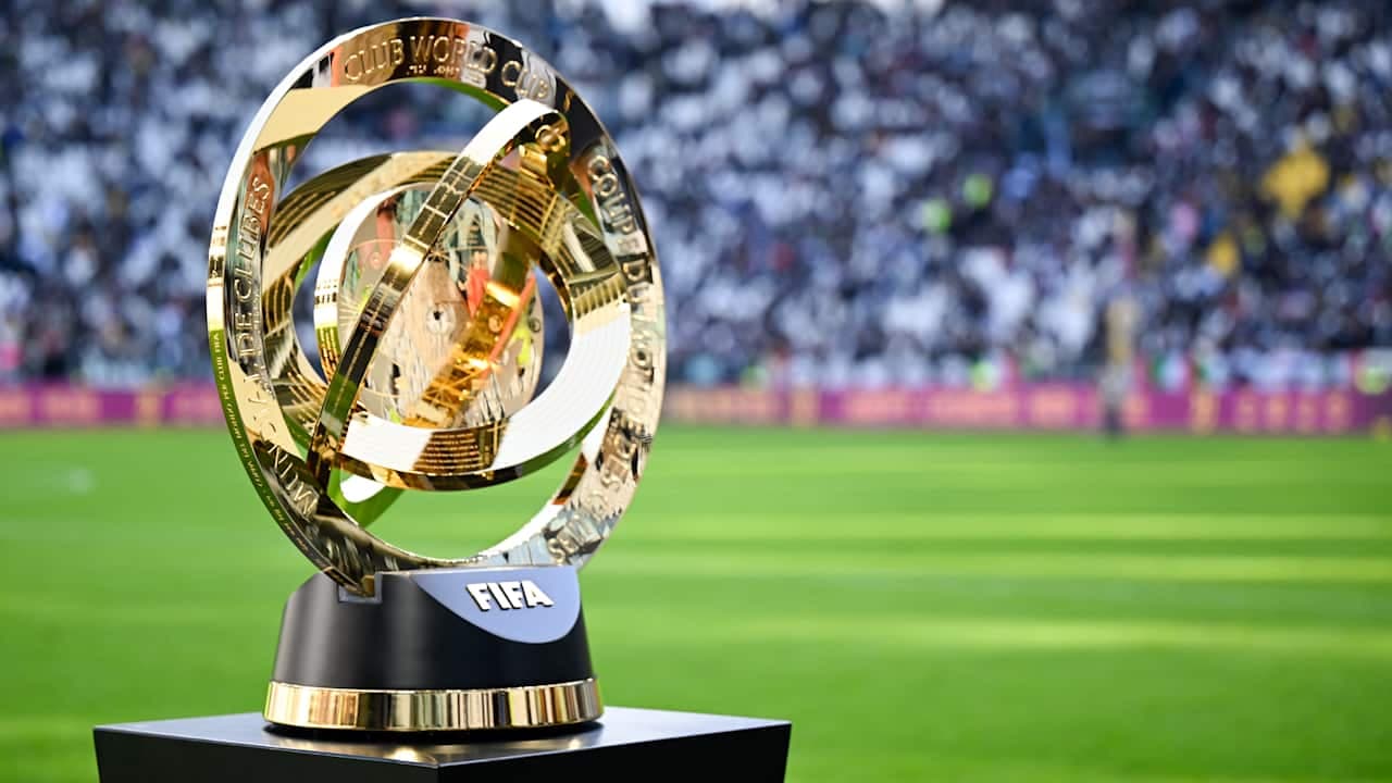 FIFA po u "qet hi syve" shikuesve të Kupës së Botës