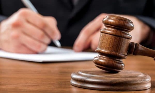 Kontrabandonte migrantë drejt Malit të Zi, Prokuroria e Pejës aktakuzë ndaj një personi