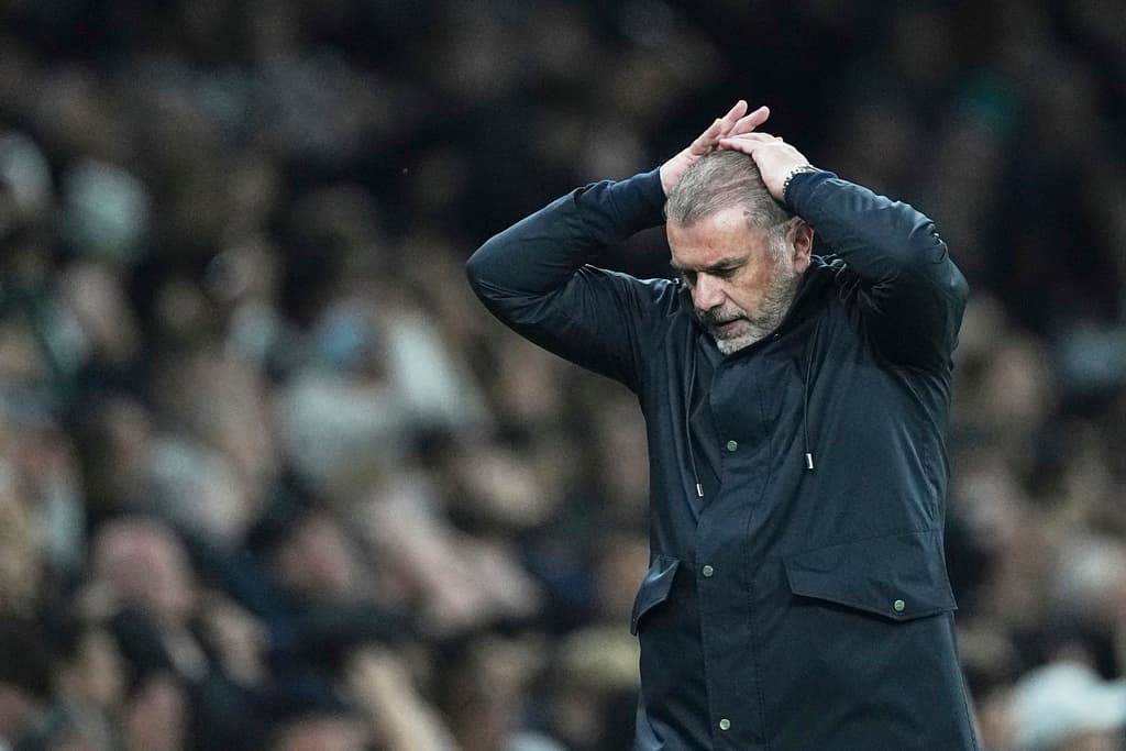 I bëri me trofe pas 17 vjetësh, Tottenhami shkarkon trajnerin Postecoglou
