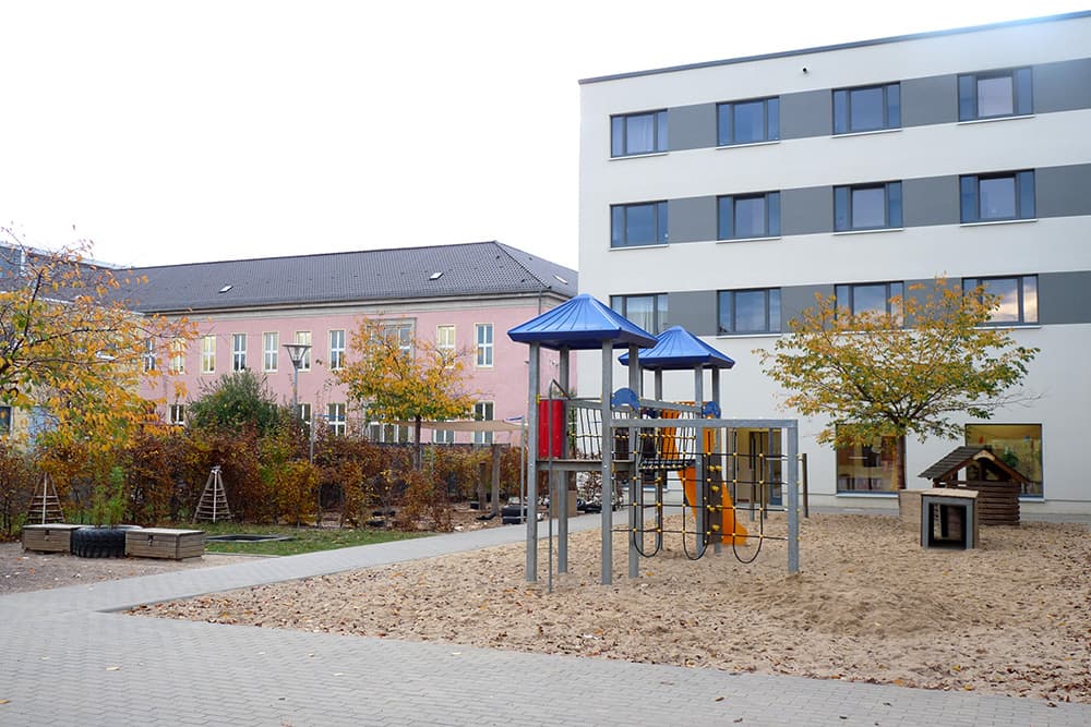 Arrestohet një mësues në Gjermani, akuzohet për sulm seksual brenda shkollës
